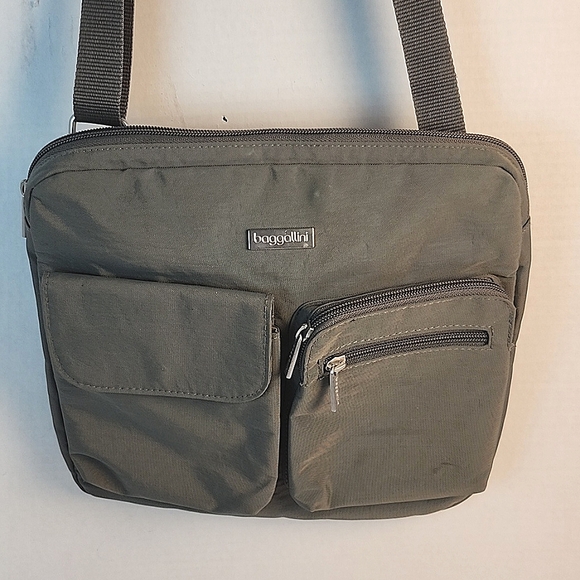 Baggallini Handbags - Baggallini Crossbody bag- gray with yellow lining